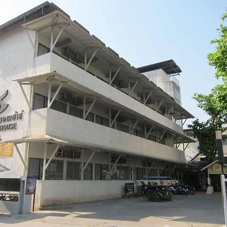 Chomdoi House Hotel Chiang Mai Exteriör bild