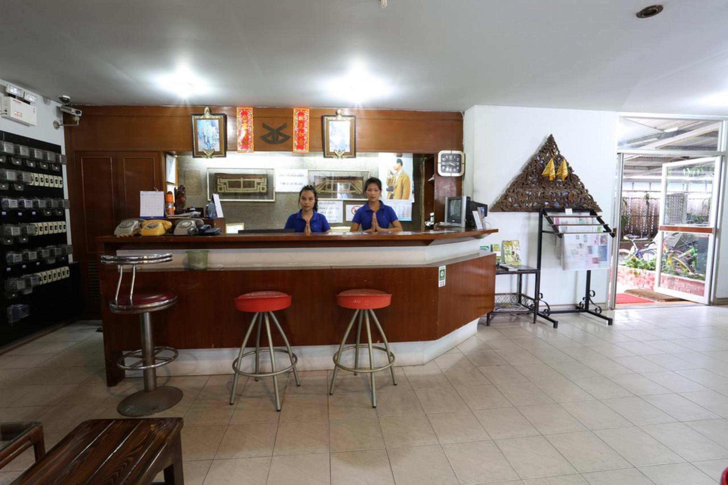 Chomdoi House Hotel Chiang Mai Exteriör bild