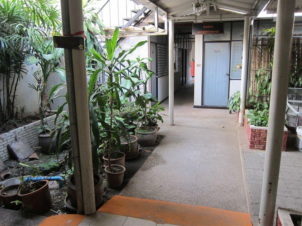 Chomdoi House Hotel Chiang Mai Exteriör bild